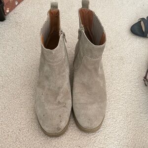 Lucky Brand Women's Taupe Suede Boots